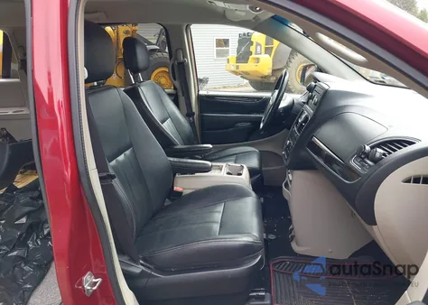 2016 Chrysler Town & Country Touring from USA, damaged, VIN 2C4RC1BG1GR165473